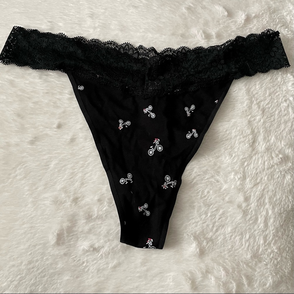 Auden XL Black Cotton Lace Thong with Bicycles